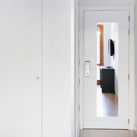 Hospedium Hostal Un Punto Chic 韦斯卡 外观 照片