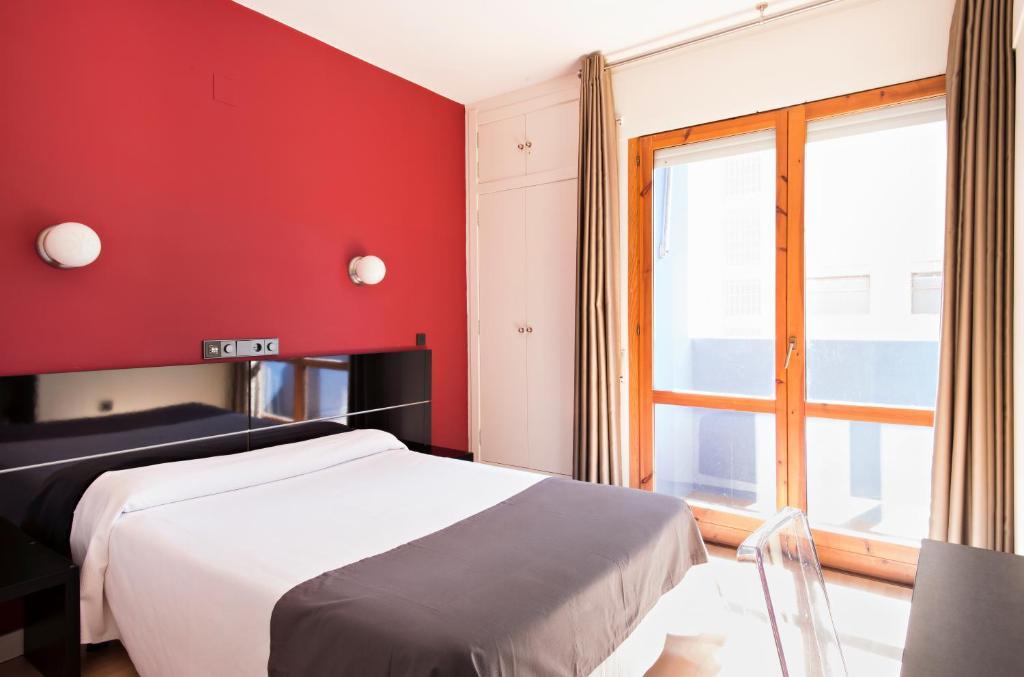 Hospedium Hostal Un Punto Chic 韦斯卡 外观 照片